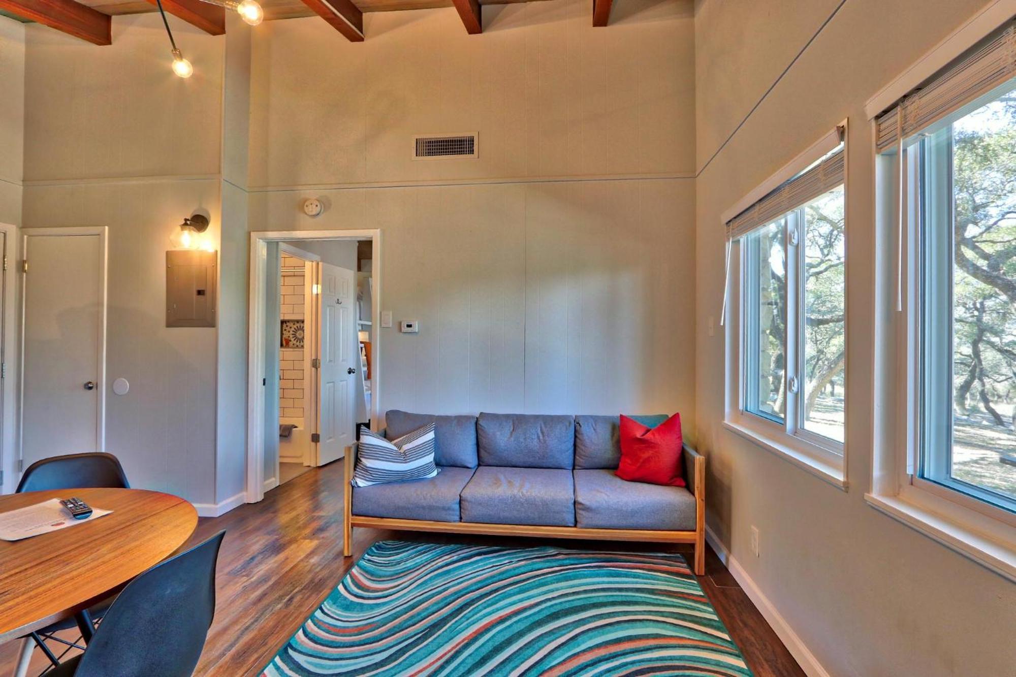 Millie'S Cottages Unit 5 - Josephine แคนยอนเลค ภายนอก รูปภาพ